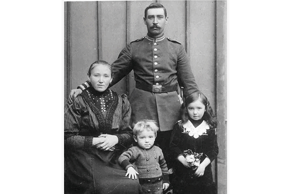 Mathilde, Karl und Kinder Albert und Auguste Philippi