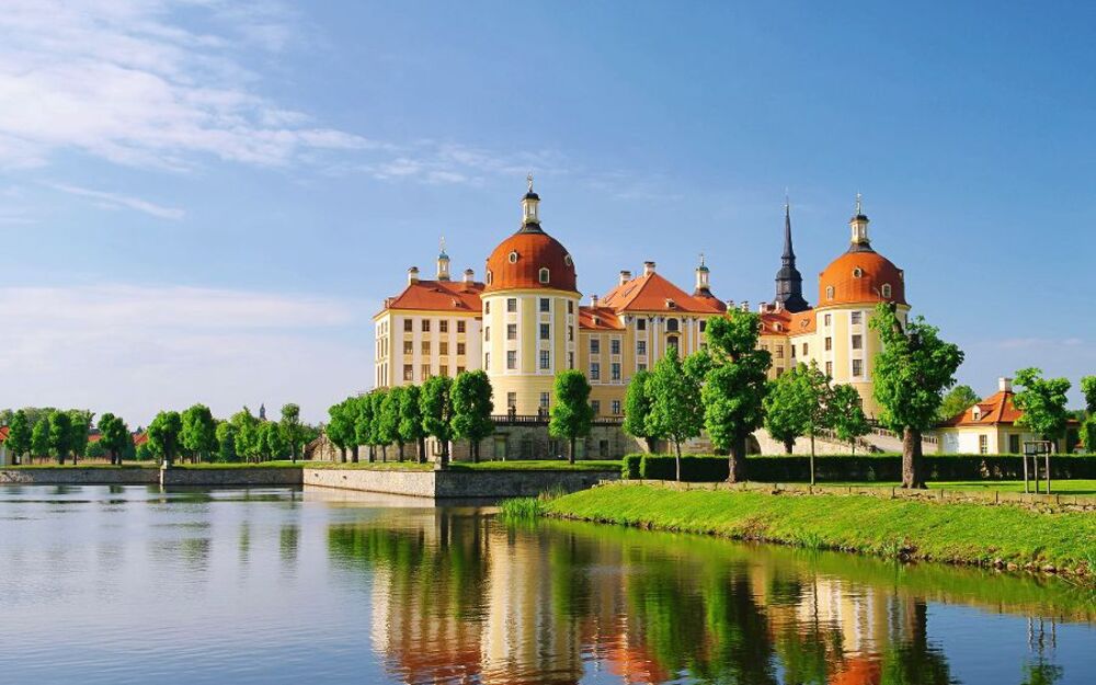 Schloss Moritzburg bei Sonnenschein