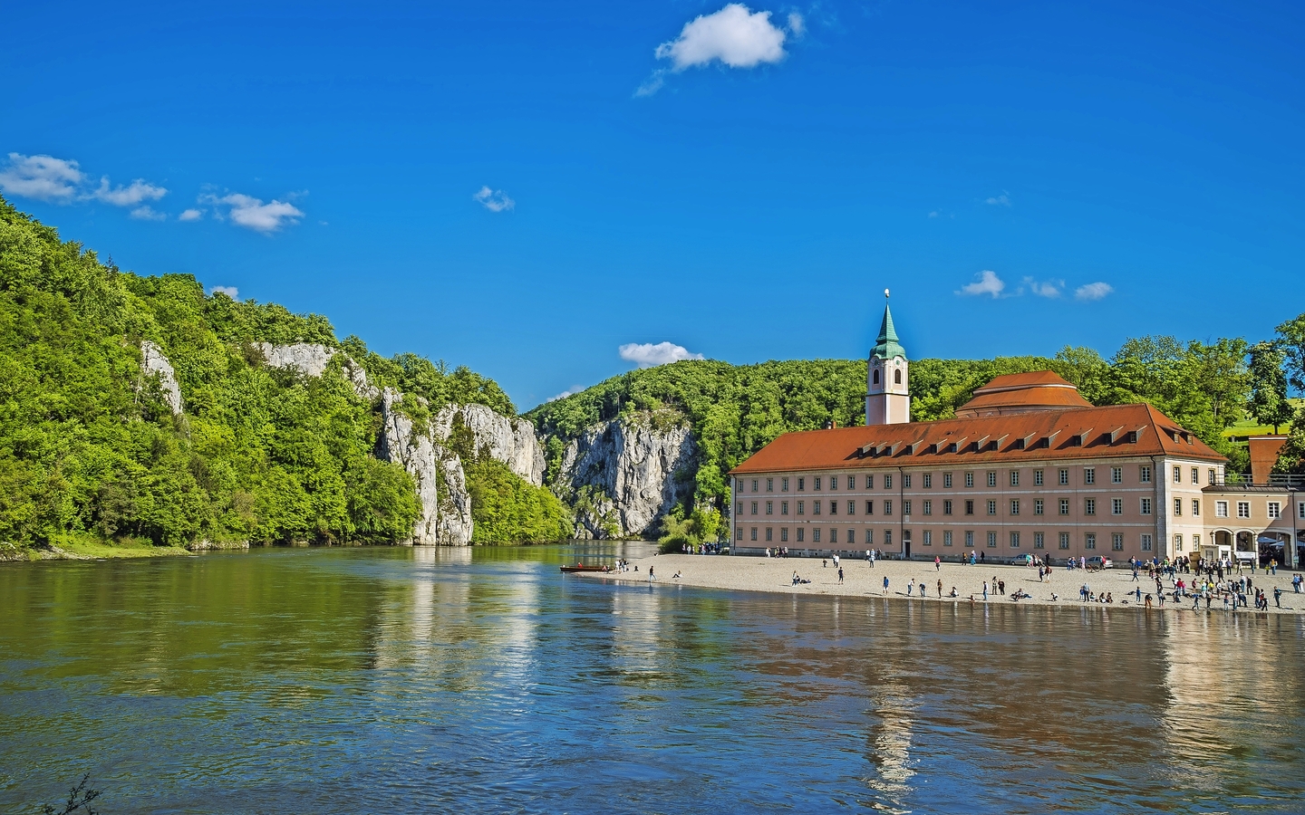 Kloster Weltenburg bei Kehlheim in der Donauschleife