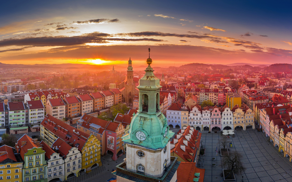 Luftaufnahme von Jelenia Góra in Polen