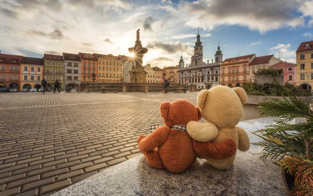 Sonnenuntergang in der mittelalterlichen Stadt České Budějovice