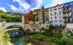 Rovereto am Fluss Etsch