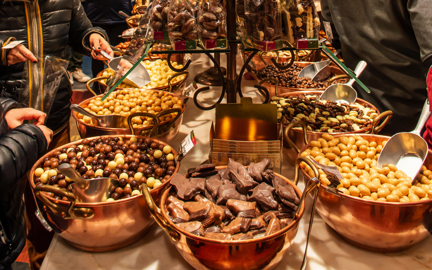 Schokoladenladen in der Galerie de la Reine in Brüssel