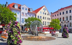 Rathausplatz von Waren an der Müritz 