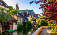 Kleinstadt Chartres in Frankreich