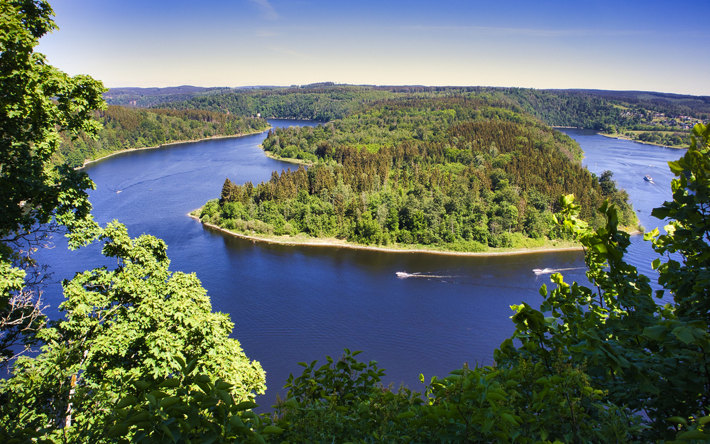 Blick vom Heinsrichstein auf die Bleilochtalsperre