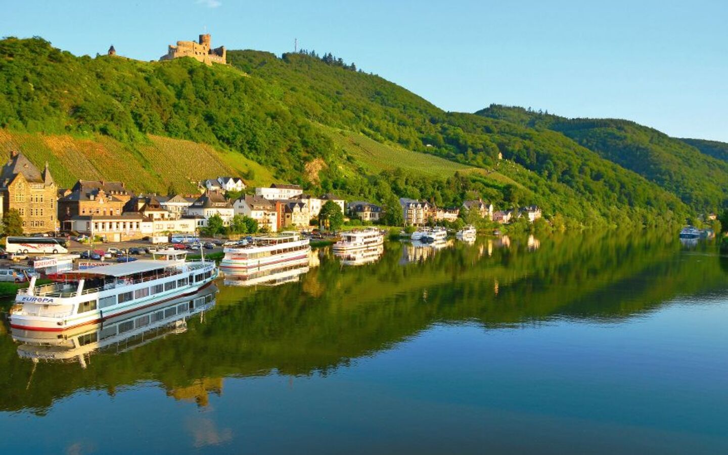 Bernkastel-Kues view (rijnland-palts)