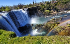 die Laja-Fälle (Salto del Laja) bestehen aus vier Wasserfällen im Unterlauf des Río de La Laja
