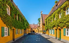 Augsburg: Fuggerei - der älteste Sozialwohnungsbau der Welt